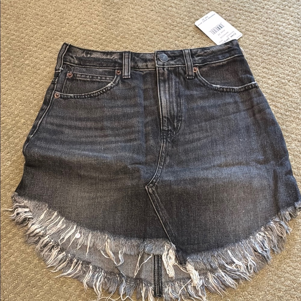 NWT FREE PEOPLE BAILEY DENIM MINI MAVERICK Frayed Hem  Skirt